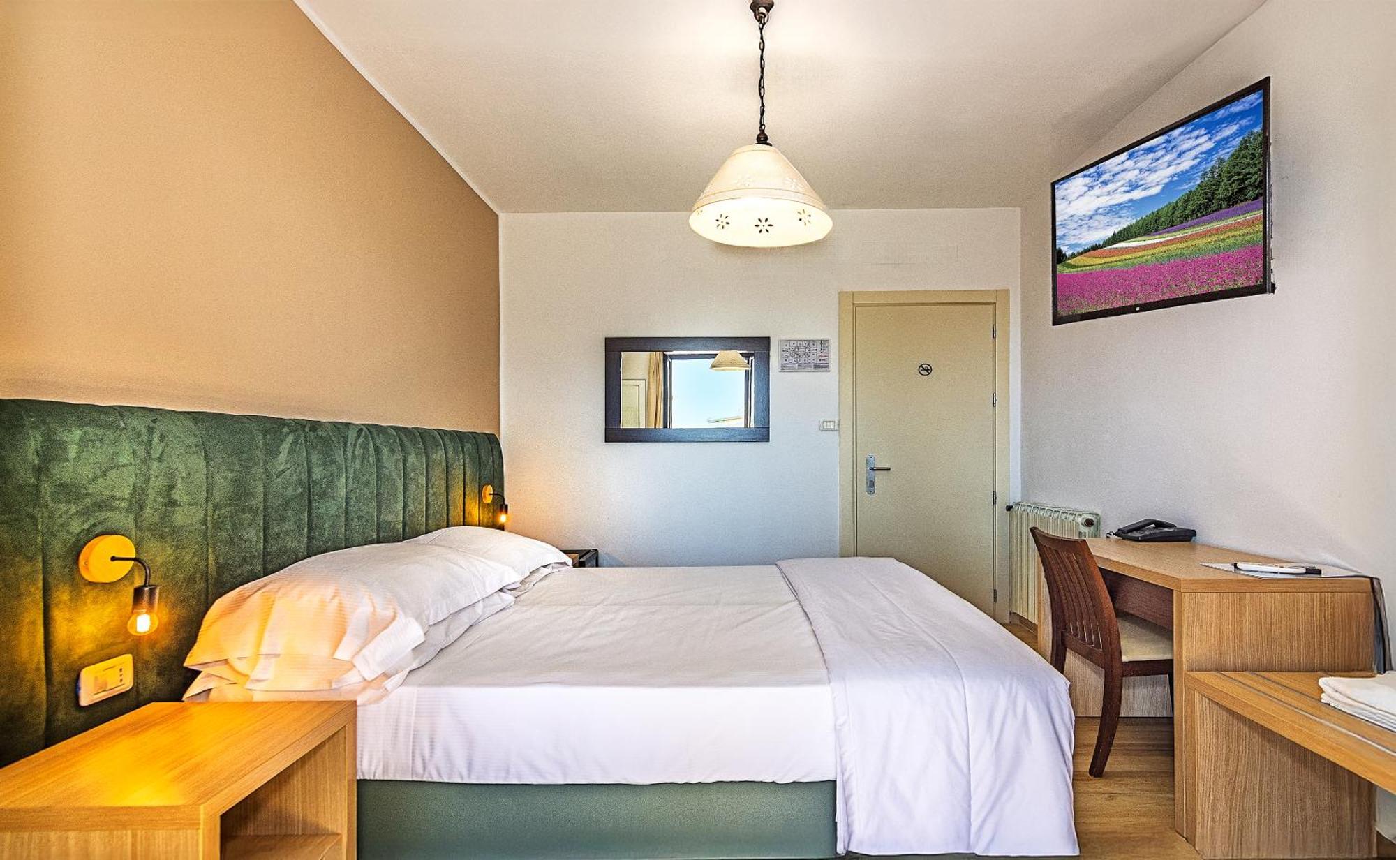 Hotel Virginia Marina di Massa Luaran gambar